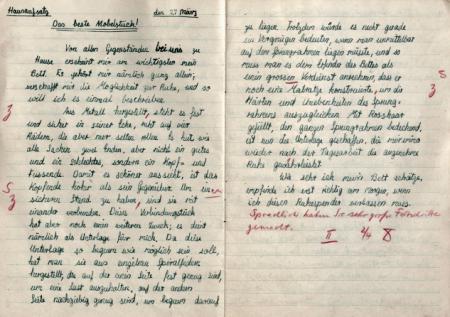 Strony z wypracowaniem w języku niemieckim na temat: „Najlepszy mebel”[Das beste Möbelstück], po 1947 r. Deutsche Nationalbibliothek